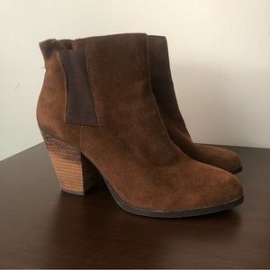Chocolate brown suede booties 7.5